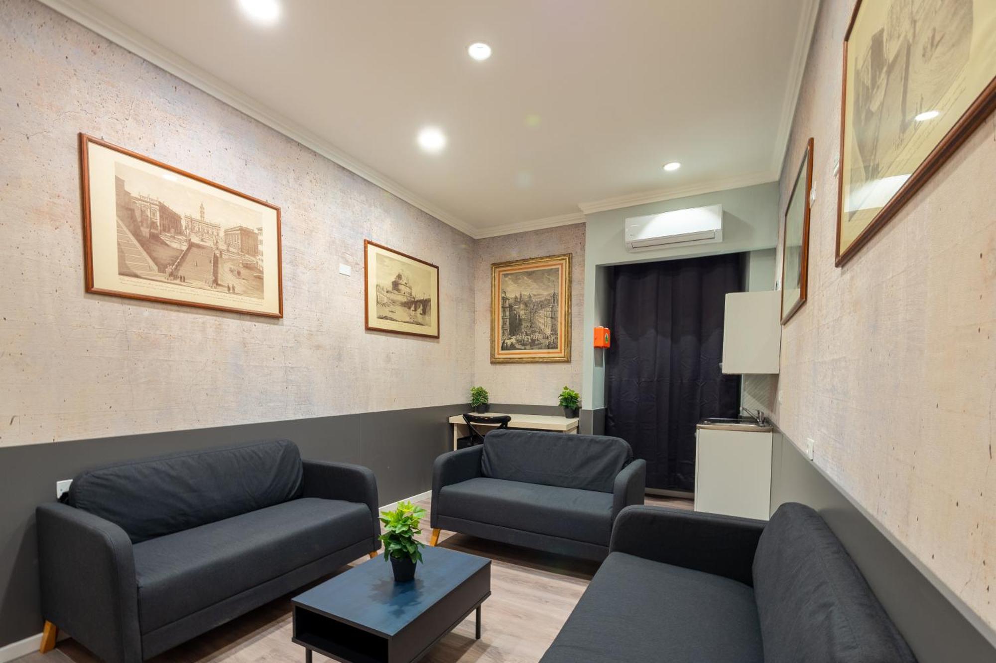 Alessandro Palace & Bar Hostal Roma