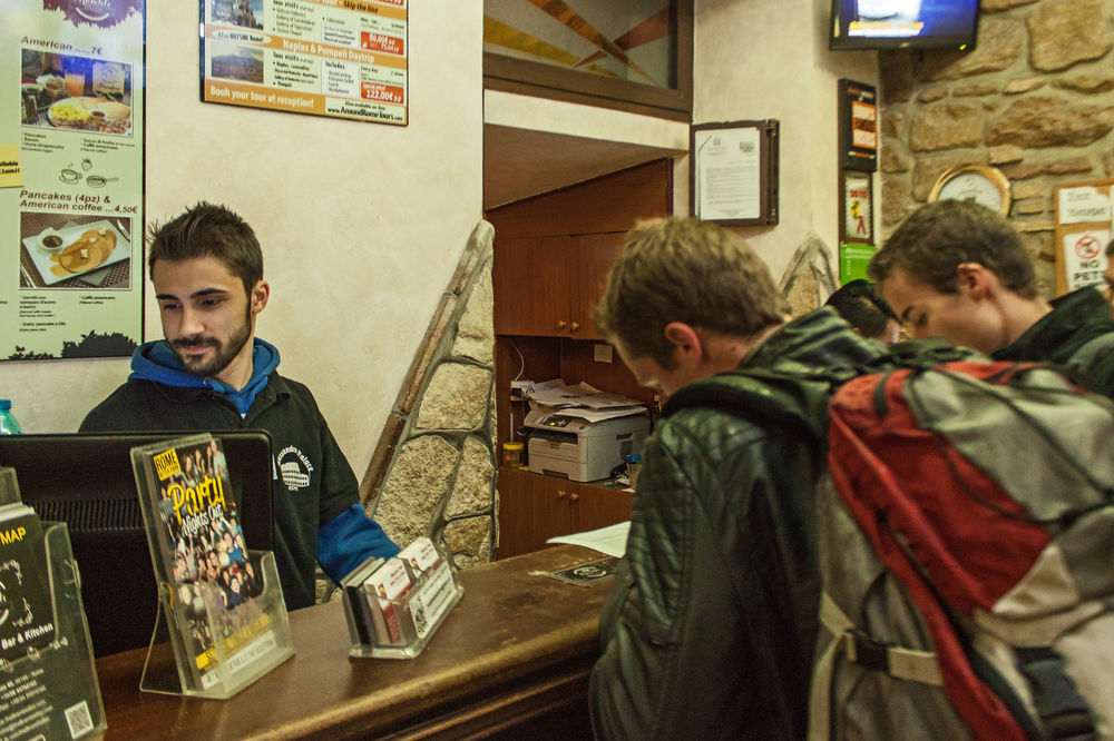 Alessandro Palace & Bar Hostal Roma